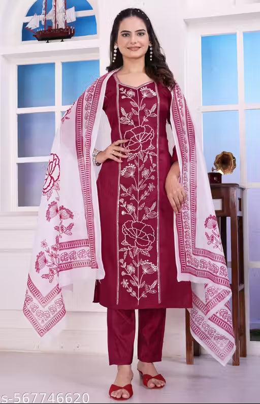 Women's Sky Blue Ethnic Printed Cotton Kurti & Dupatta – Round Neck with 3/4 Sleeves